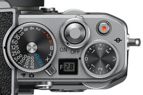 Nikon Z fc (Silver) Kit (Z DX 16-50mm VR SL) & (Z DX 50-250mm VR) — 1169€ Photo Emporiki