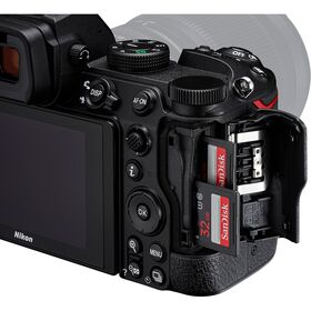 Nikon Z5 Kit (Z 24-70mm f/4 S) — 1399€ Photo Emporiki