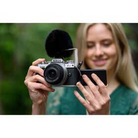 Nikon Z fc (Silver) Kit (Z DX 16-50mm VR SL) & (Z DX 50-250mm VR) — 1169€ Photo Emporiki