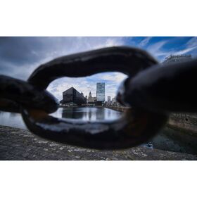 Laowa 10mm f/4 Cookie Lens (for Fujifilm X) — 499€ Photo Emporiki