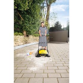 Kärcher S 4 Twin Sweeper — 169€ Photo Emporiki