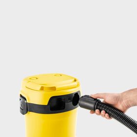 Kärcher WD 2 Plus V-12/4/18/C — 69€ Photo Emporiki
