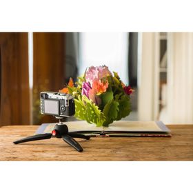 Manfrotto PIXI EVO Mini Tripod (Black) — 43€ Photo Emporiki